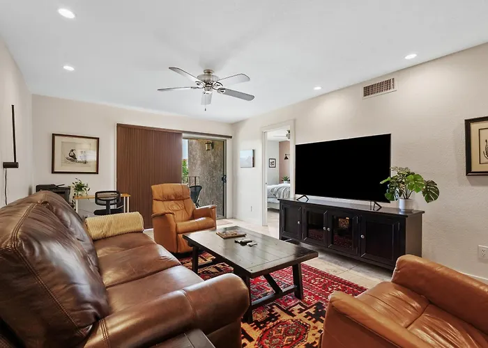 Dom wakacyjny Chaparral 2br Pool, Clubhouse *